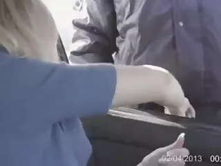 სპერმის გაცვლა ამ ორს უყვარს ერთმანეთთან და ბიჭებთან თამაში