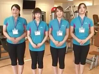 Tiny Teen Slut Stasya Stoune ხდის BF Ream მისი უკანალი და Pussy